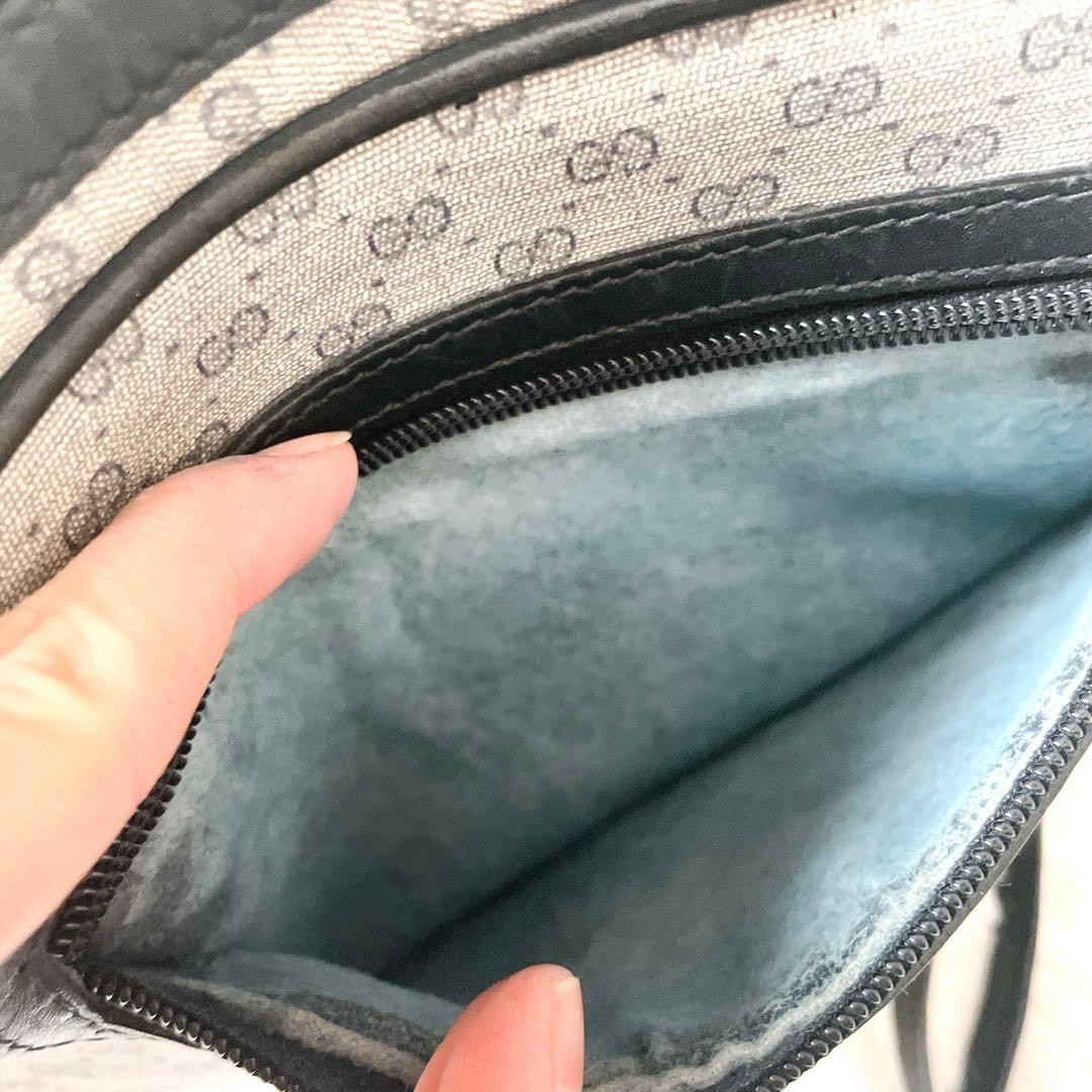 希少⭐︎GUCCI マイクロシマ PVCレザー ネイビー ショルダーバッグ