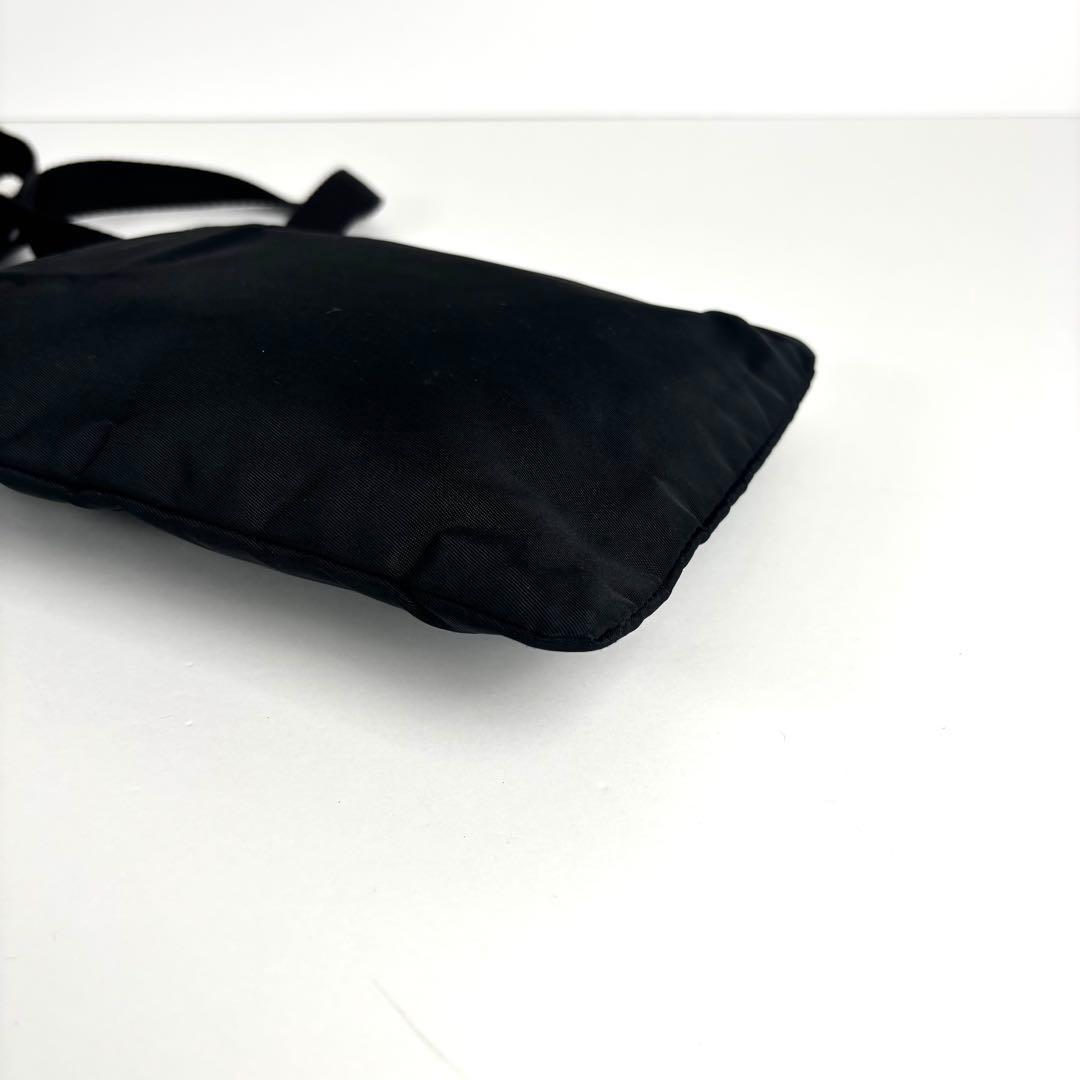 極美品 PRADA プラダ ミニショルダーバッグ サコッシュ ナイロン レザー