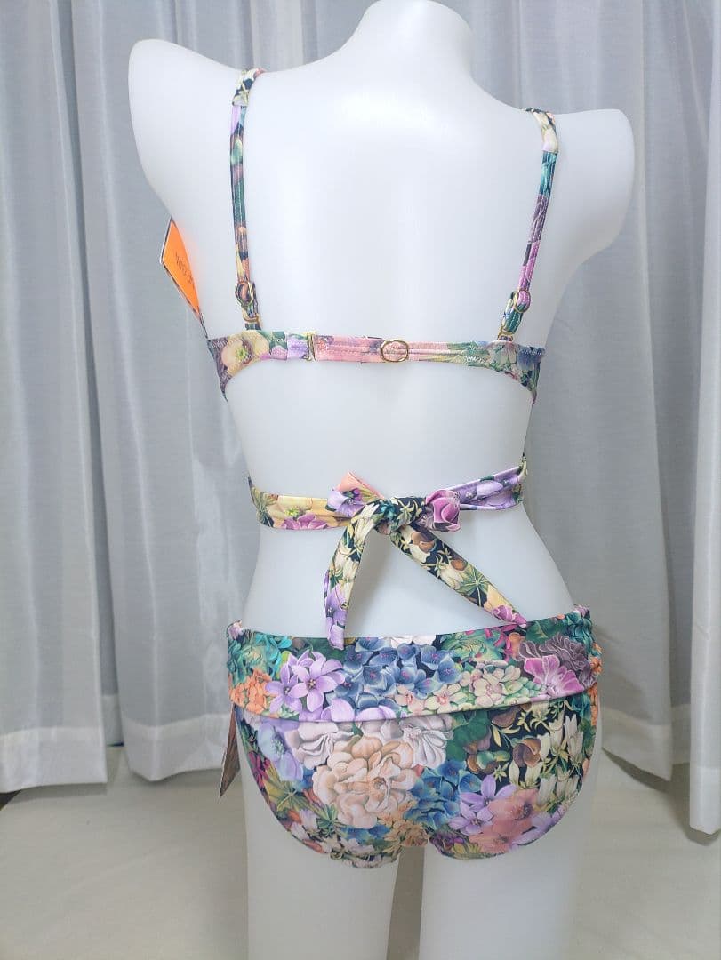 サンアイリゾート ノンワイヤービキニ ダブルアップブラ クルテク＆ハリコ