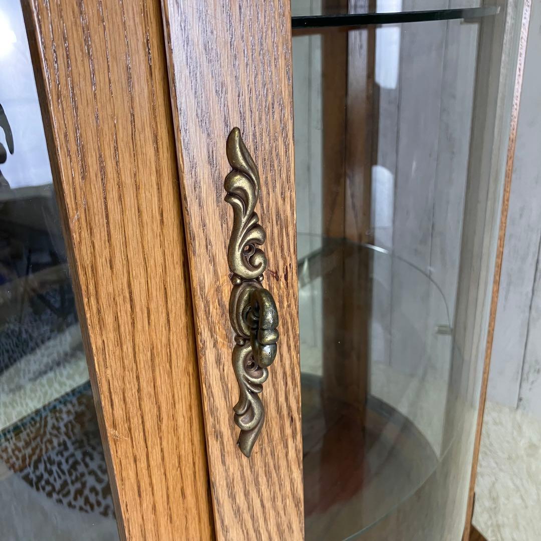 ガラスキャビネット　ドラゴンクロウ　脚　ハーフムーン型 アンティーク　オーク