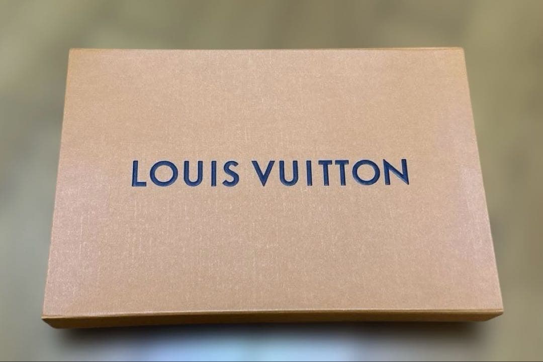 ルイヴィトン × 草間彌生 メンズ ストール 未使用品 レア スカーフ