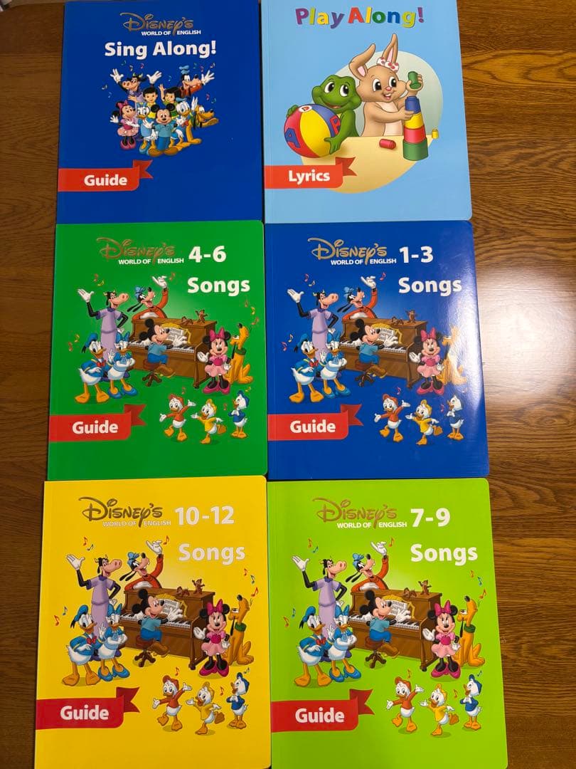 再度値下げ‼️DWE ディズニー英語システム　正規購入DVD／CD／本