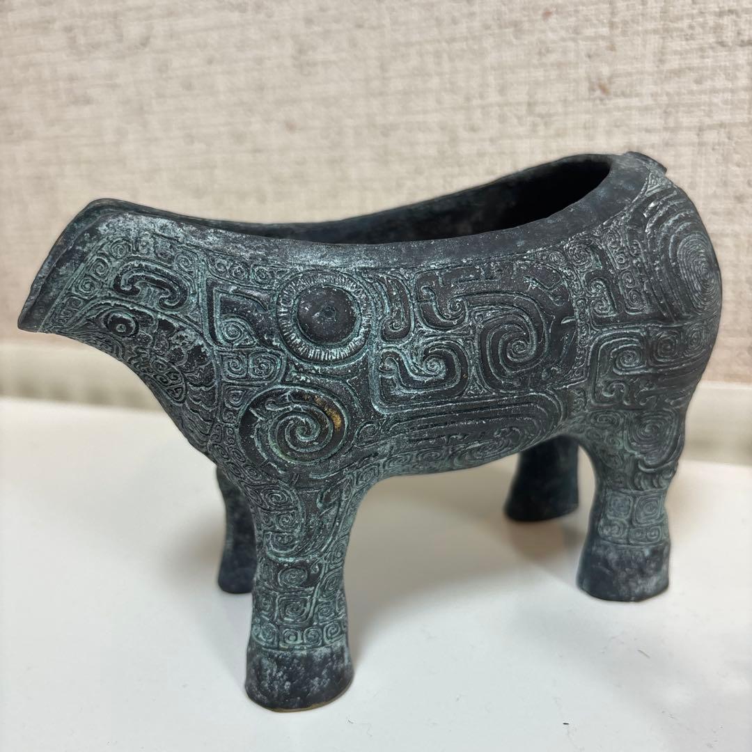 青銅器　羊の形装飾品羊尊 盛酒器 置物 祭祀品 古美術