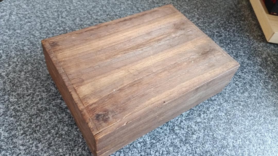 逸品・仙台永楽堆朱文箱　大正～昭和初期／家族を繋ぐ美術工芸品