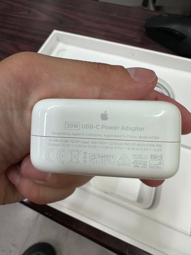 MacBook本体 Apple M1 MacBook Air 2020