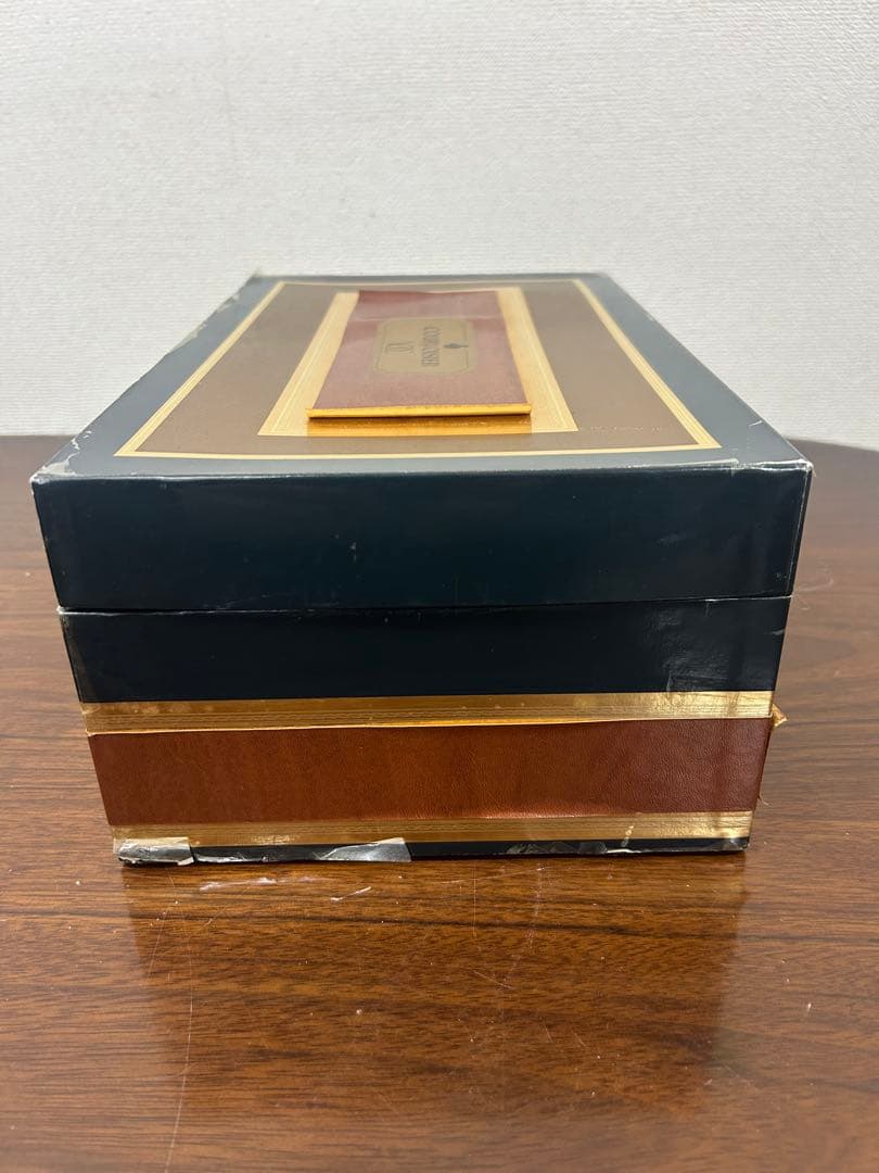 クルボアジェ エクストラ VOC バカラボトル【栓無し】