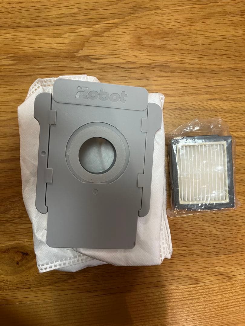 ルンバ i3+ 自動ゴミ収集機能付きロボット掃除機本体