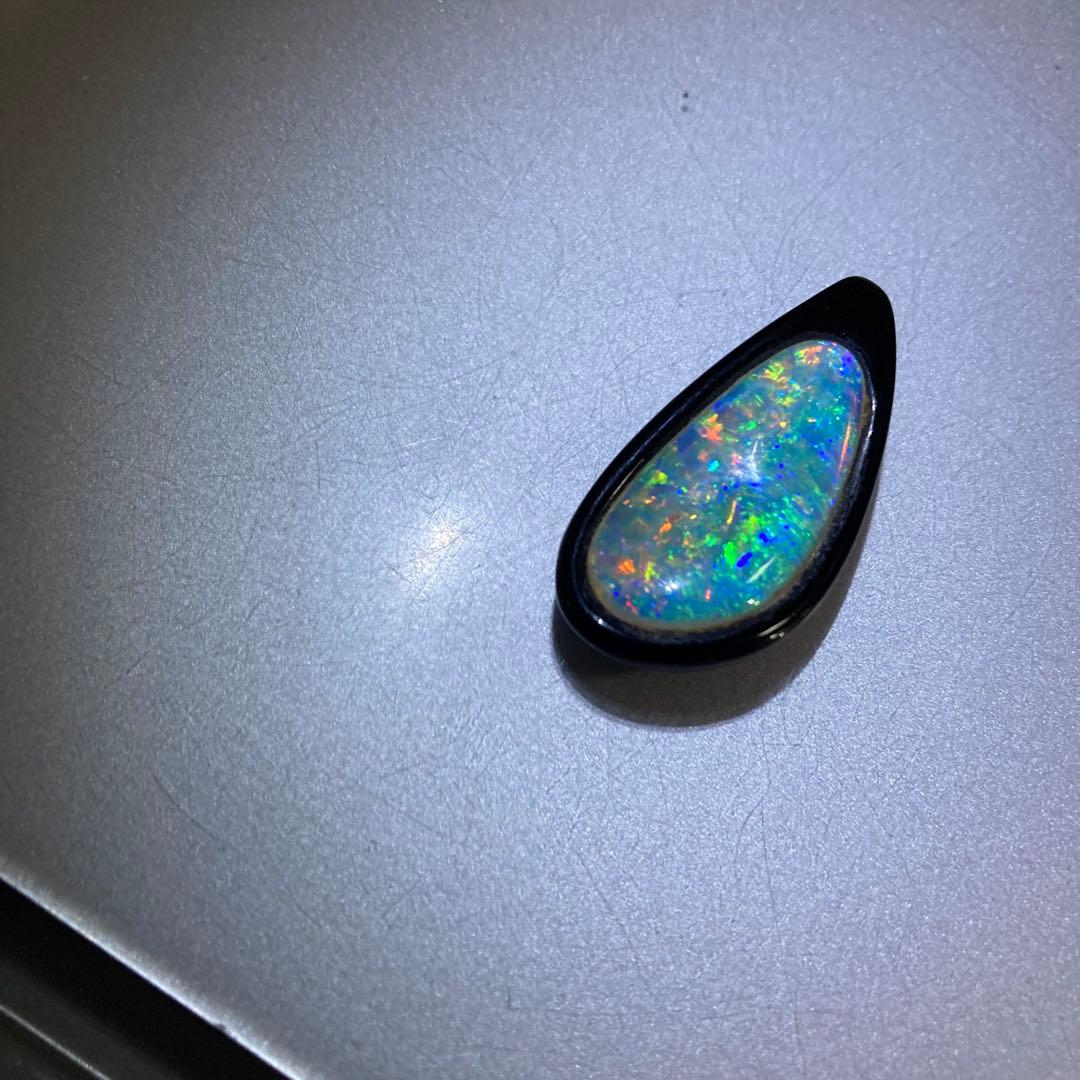 ♪(๑ᴖ◡ᴖ๑)♪めちゃくちゃ綺麗なオパールのペンダントトップ