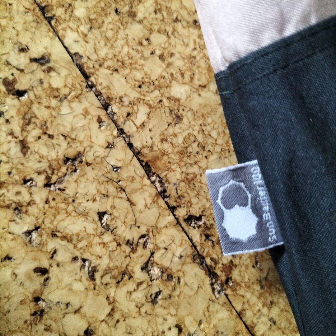 サンバリア100 三段折　完全遮光　黒×ベージュピンク　収納袋つき　男女兼用