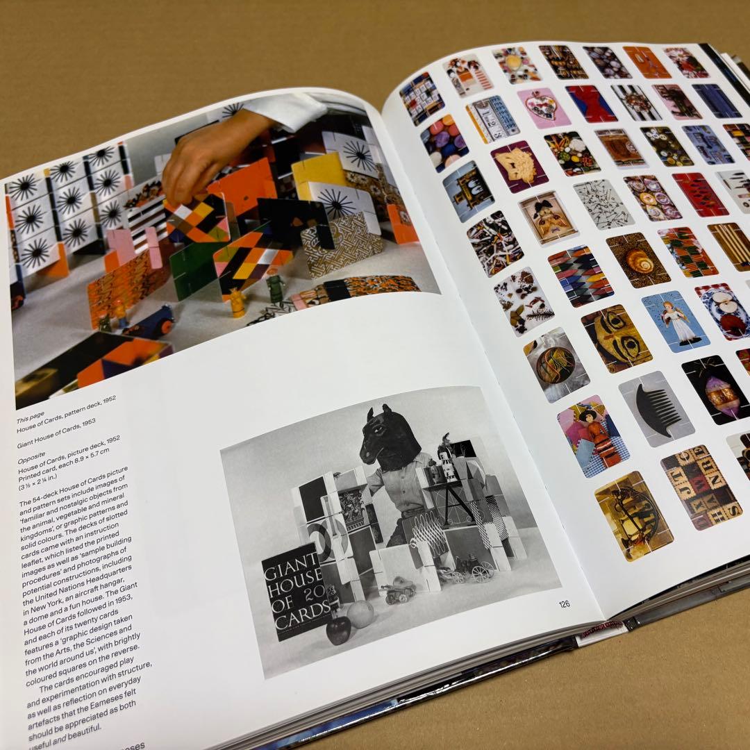 【中古洋書】THE WORLD OF CHARLES AND RAY EAMES