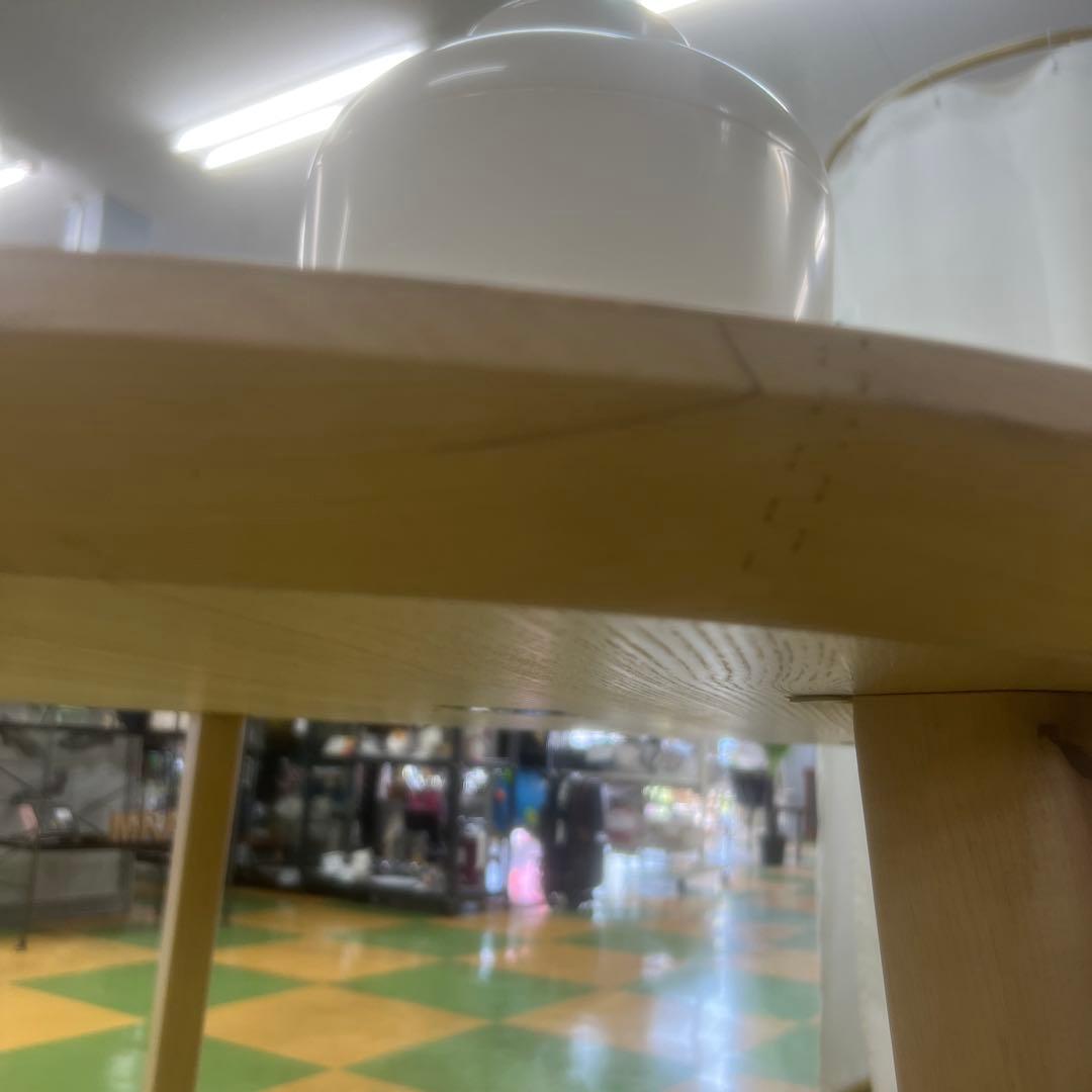 2744 IKEA 円形木製ダイニングテーブル