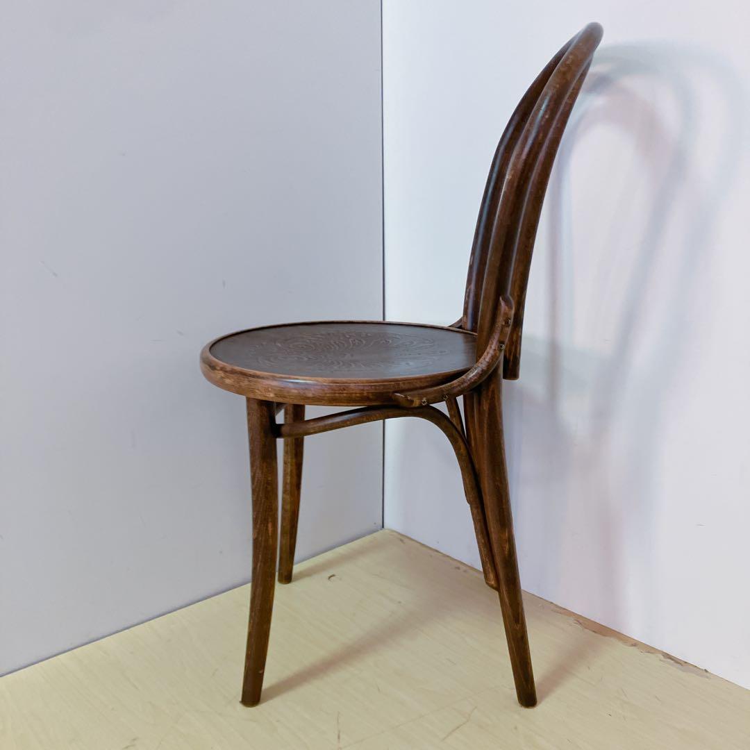 TON ベントウッドチェアチェア　アンティーク　曲げ木　ダイニングチェア