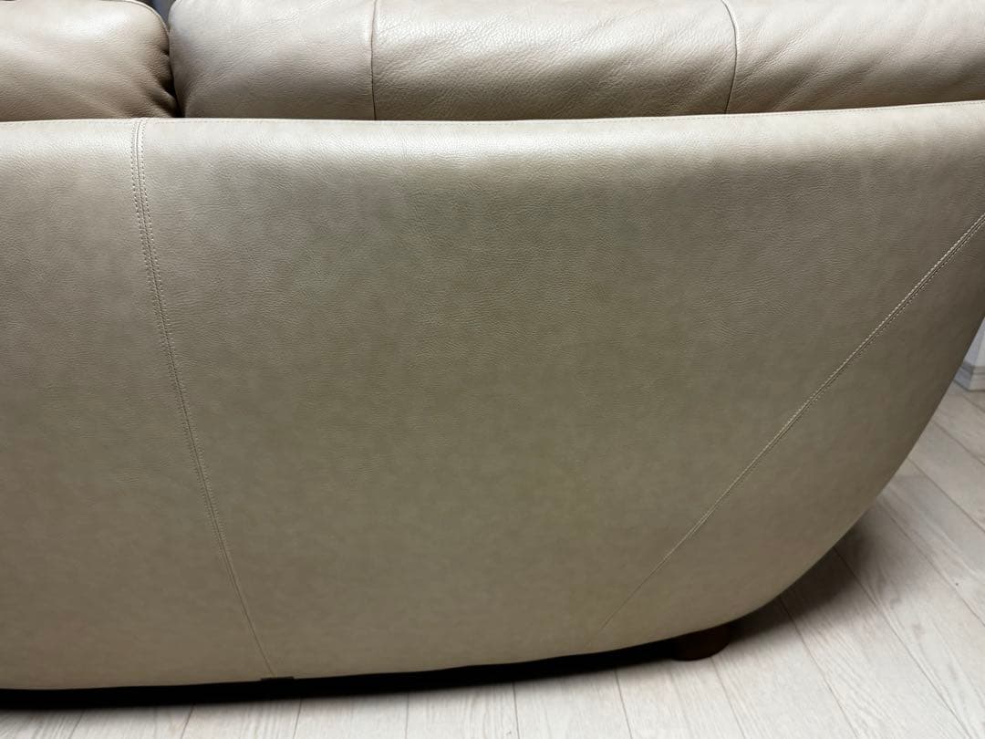 【送料込み】カリモク ZT8312レザー 2人掛けソファ（使用に問題なし）