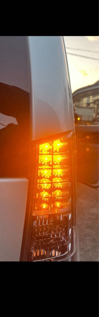 テールランプ クリア/レッド 左右2個セット。