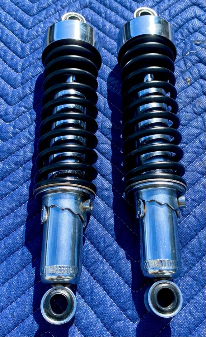 SR400 SR500 ヤマハ純正　リアサスペンション　黒　マットブラック