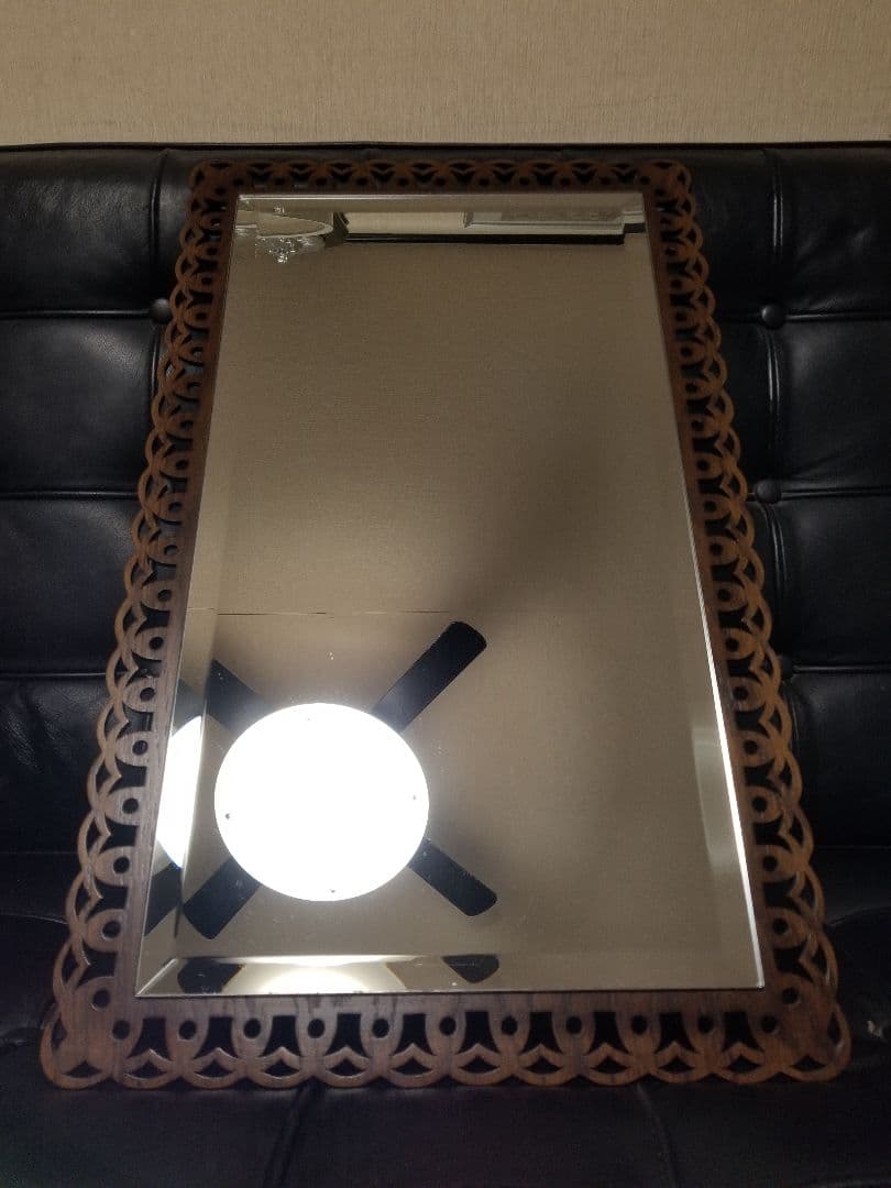 希少　廃盤　パリの雑貨屋　フレンチ　ウォールミラー　ウッド　透かし彫り　壁掛け鏡