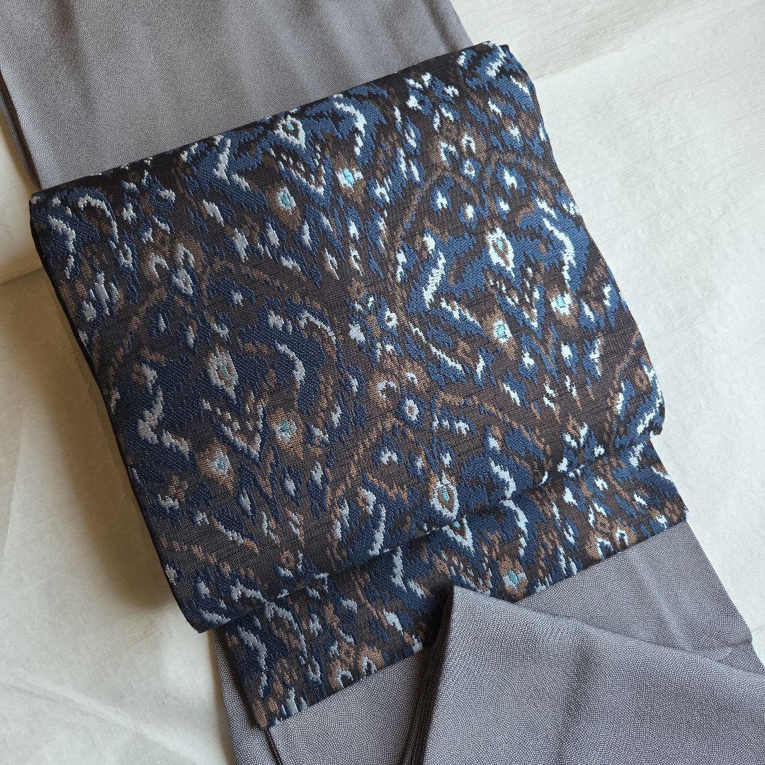 モダンな装いにも　上品な光沢を楽しむ　西陣名古屋帯