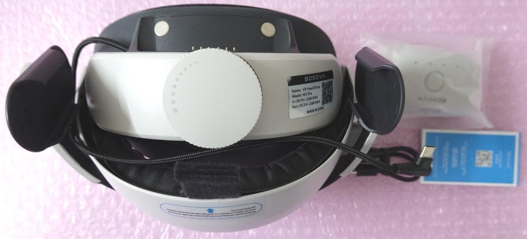 Quest3 512GB、公式充電スタンド、BOBOVRヘッドストラップ