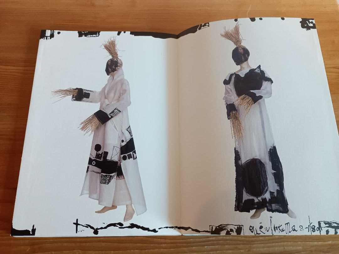 【サイン付き】イッセイ ミヤケ イサムノグチ ARIZONA