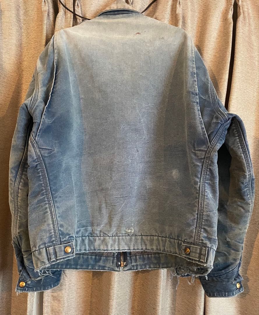 カーハート　デトロイトジャケット　企業ロゴ