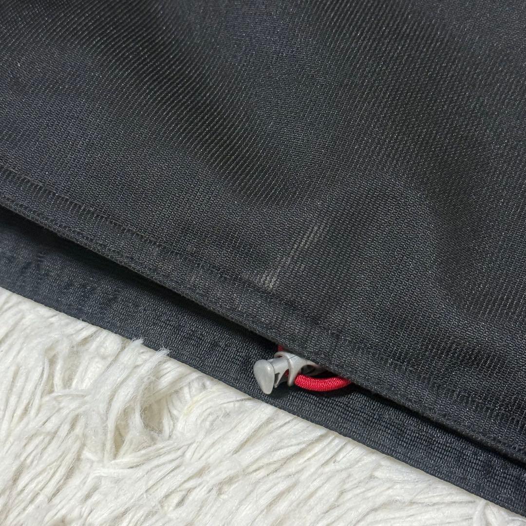 デサント スキーウェア 上下セット サイズM 洗える 人気 フード 黒