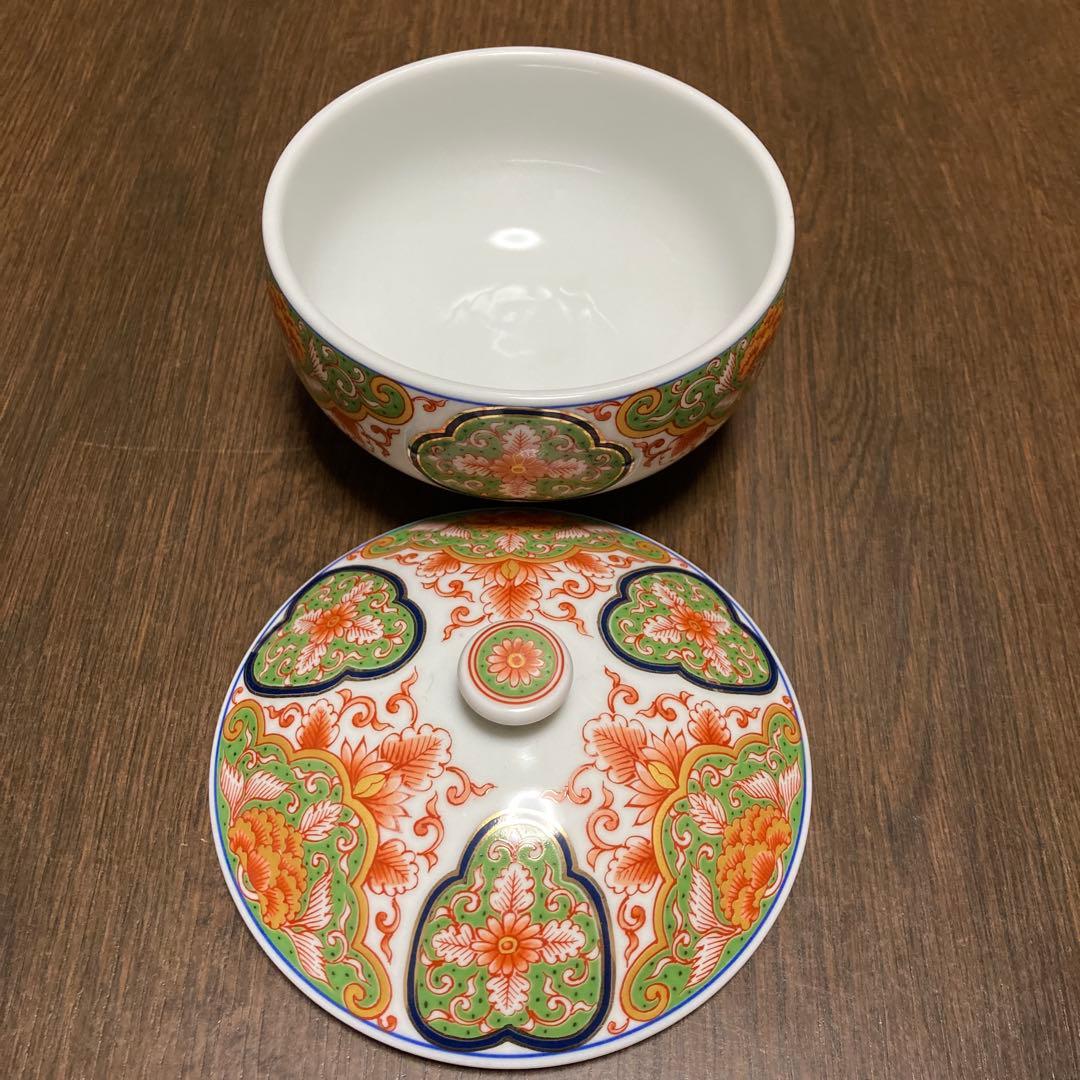 有田焼　蓋付き　中鉢 小鉢　３点セット