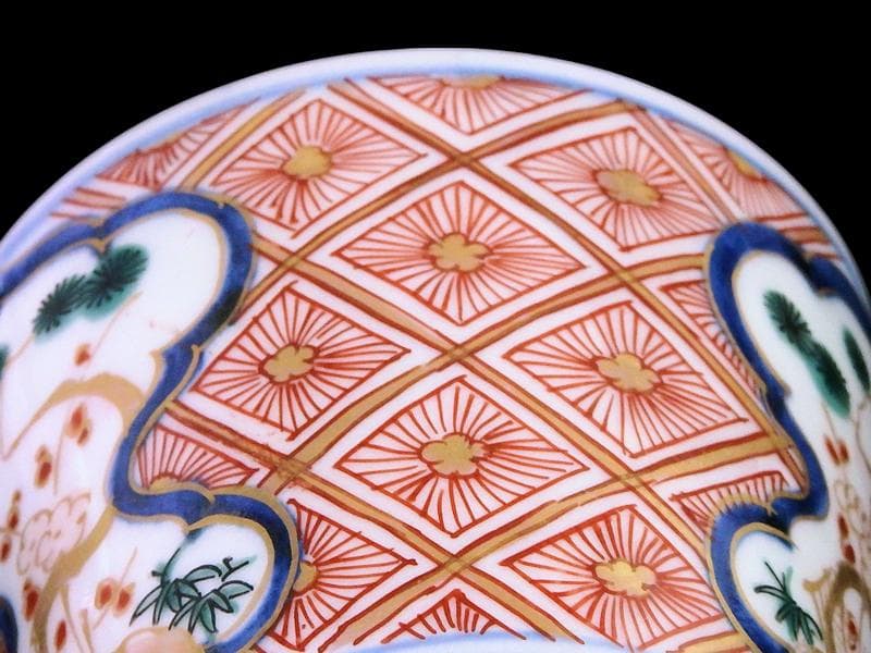 大聖寺伊万里　金襴手松竹梅に菊花四方襷紋の図　大振蕎麦猪口　E604AS-CUa