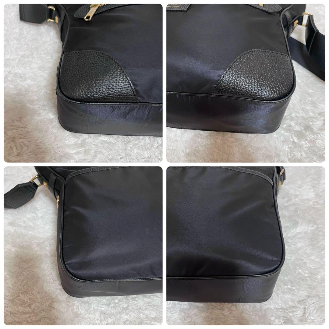 A.D.M.J.☆ショルダーバッグ メッセンジャーバッグ ナイロン 黒ピンク