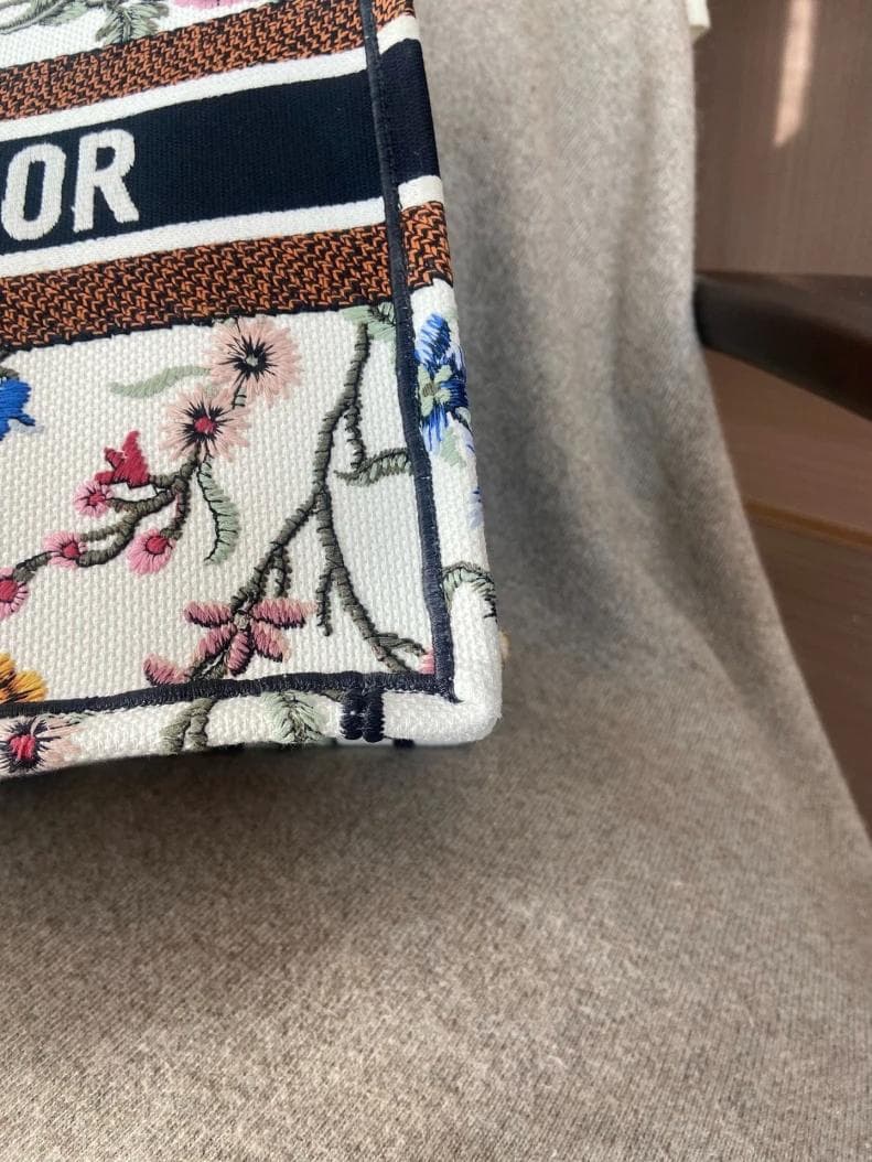 フローラル刺繍 ブック トートバッグ