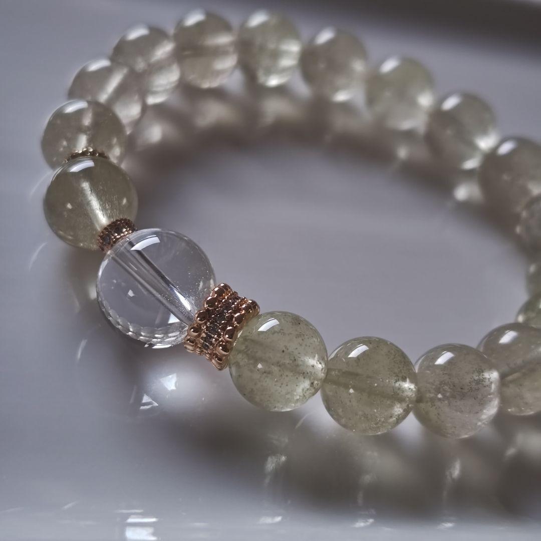 Sです♡　カイラス産水晶　リビアングラス