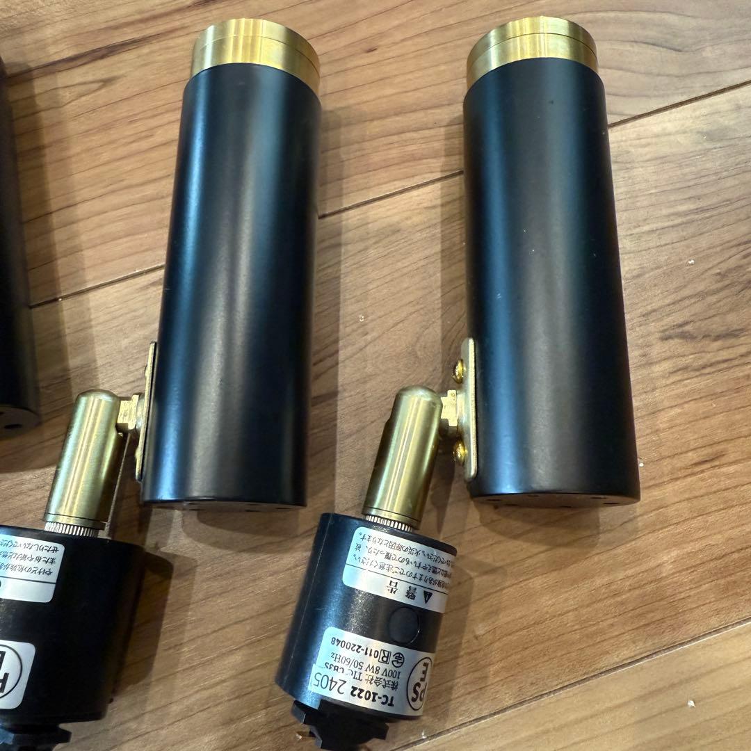 LEDスポットライト　ノーシュ　ブラック4個　リモコン付　調光調色　取扱説明書有