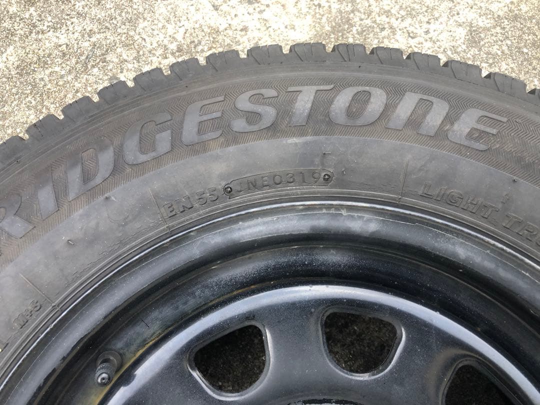 スタッドレスタイヤ 15インチ デイトナ DAYTONA ハイエース VL1