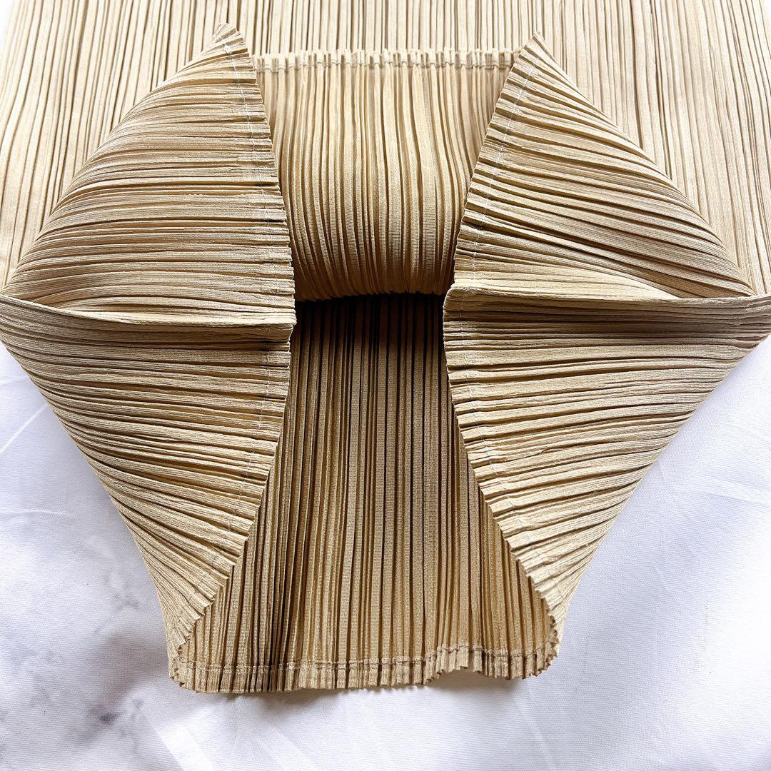 美品✨ISSEY MIYAKE カットソー 長袖 希少 クルーネック ニット