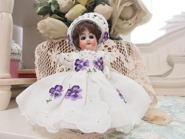 アンティーク　ミニョネット　☆　ジャーマン