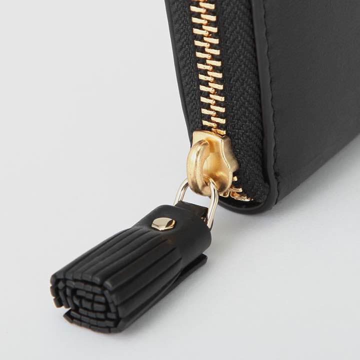 アニヤハインドマーチ 財布