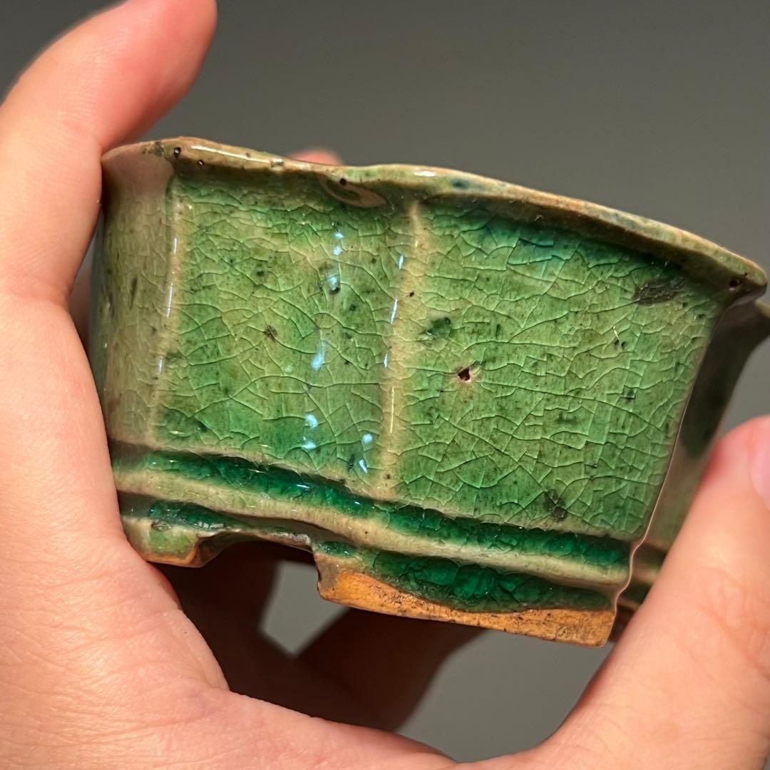 796.獅子丸 緑釉隅角正方 盆栽鉢 植木鉢 7.8*7.8*4.1cm