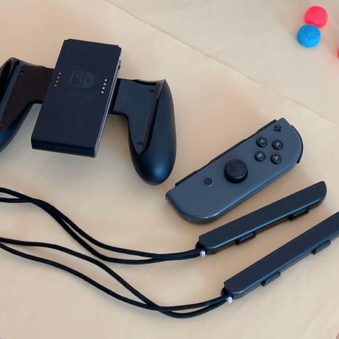 Nintendo Switch 本体　周辺機器付き