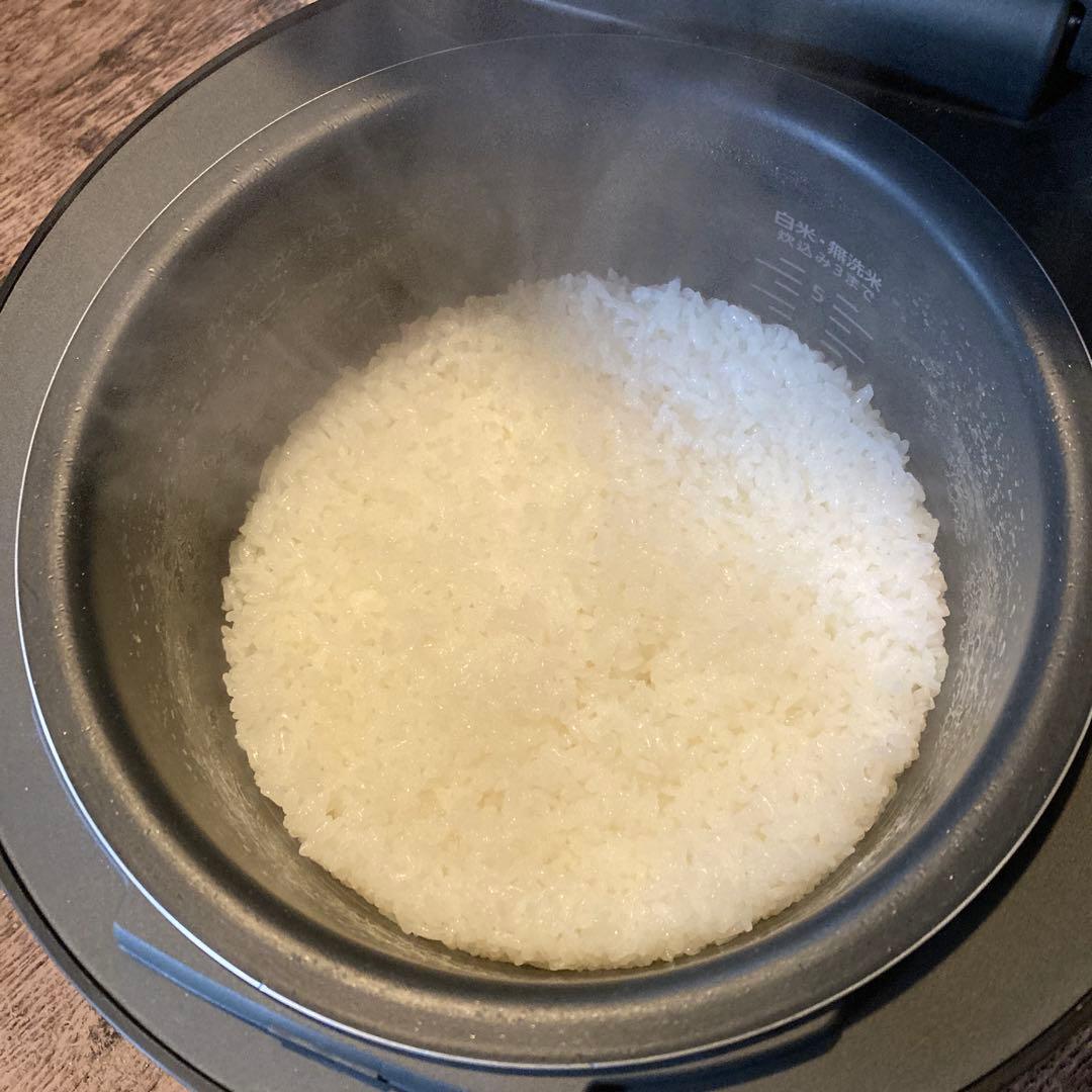 Panasonicビストロ可変圧力IH炊飯器 SR-V10BA