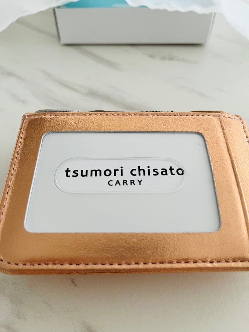 ツモリチサト新品未使用　マルチケース　パスケース　小銭入れ　財布　ピンクゴールド