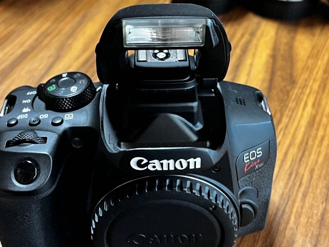 CanonKiss X10i トリプルレンズキット