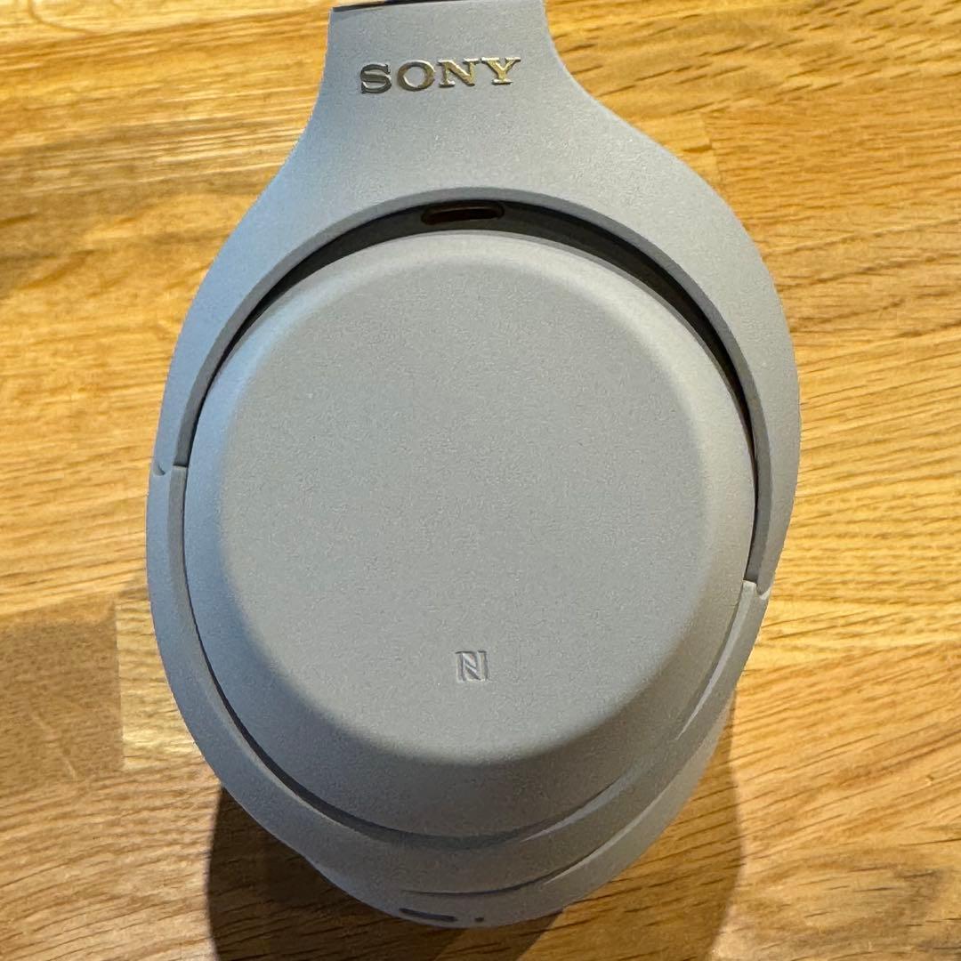 SONY WH-1000XM4ワイヤレスノイズキャンセリングヘッドホン シルバー