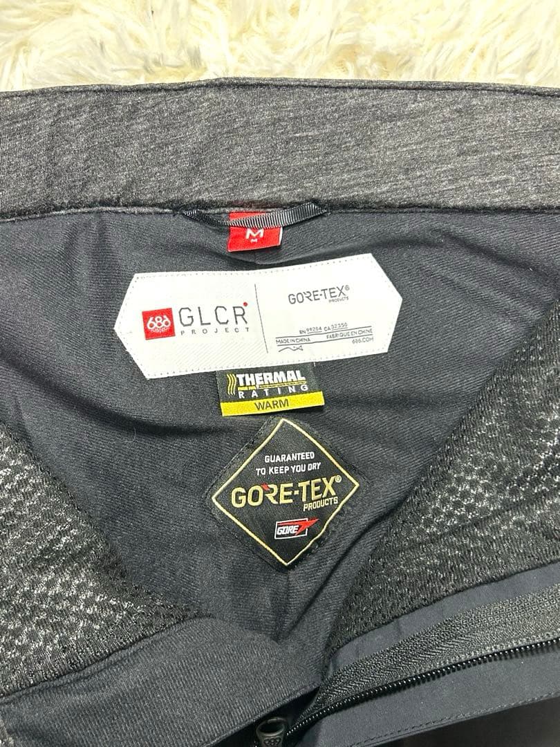 最終価格！686 スキー　スノボ　ウェア上下　Mサイズ GORE-TEX