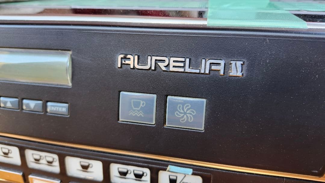 nuova SIMONELLI AURELIA II エスプレッソマシン