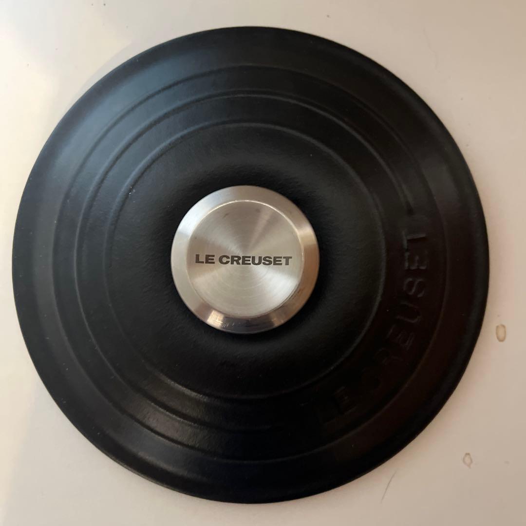 ルクルーゼ　ココット エブリィ　インナーリッド付 マットブラック　18cm