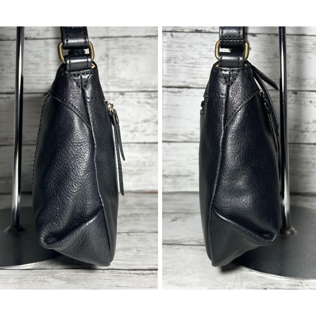 美品✨Dakota ダコタ 斜め掛けショルダーバッグ本革レザー黒ブラック肩掛け