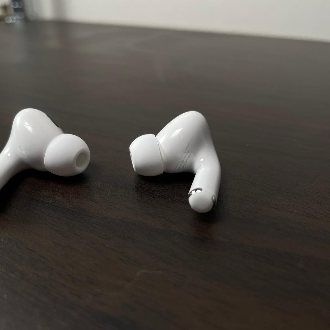 ⑤Apple AirPods Pro 第2世代 A3047 両耳+充電ケース
