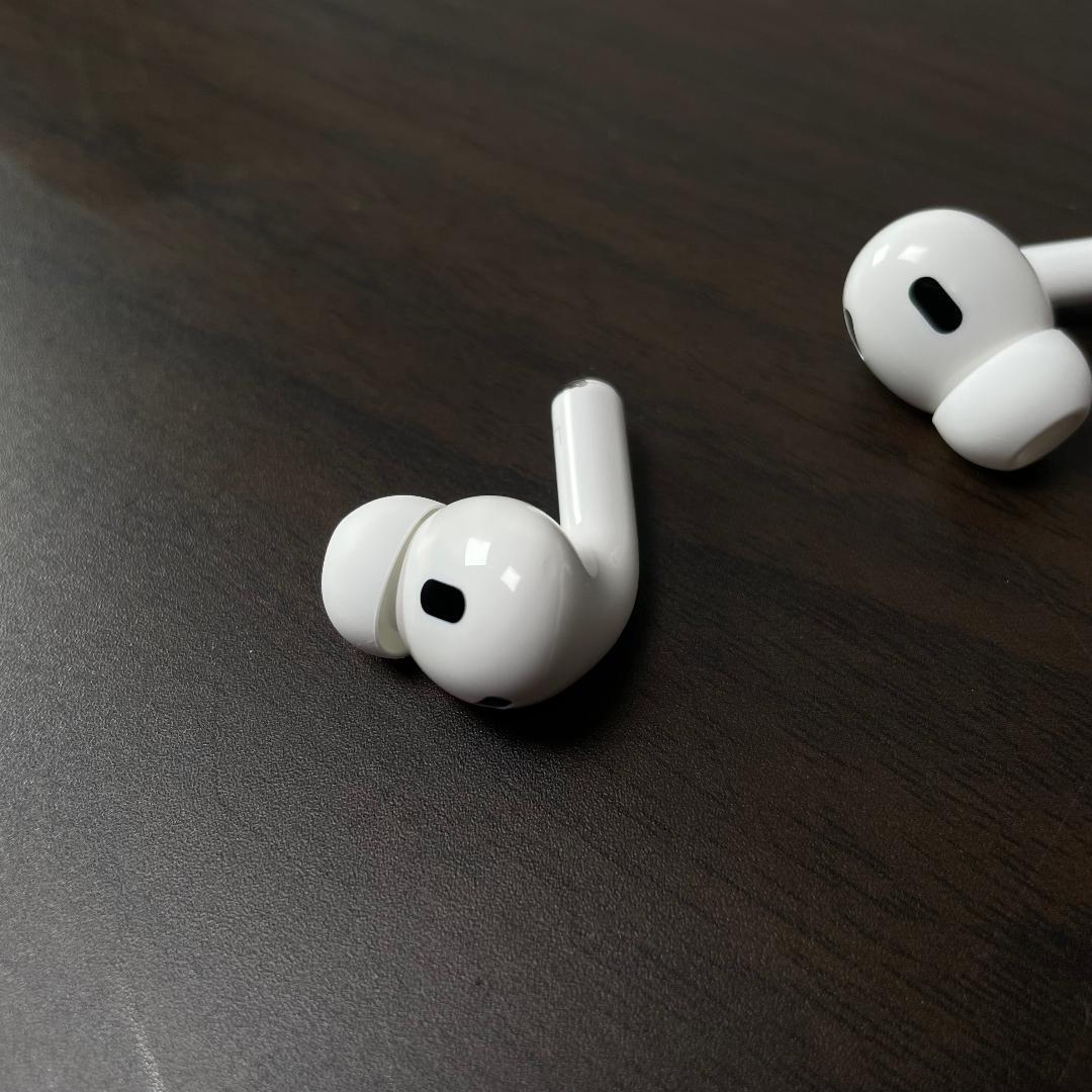 ⑤Apple AirPods Pro 第2世代 A3047 両耳+充電ケース