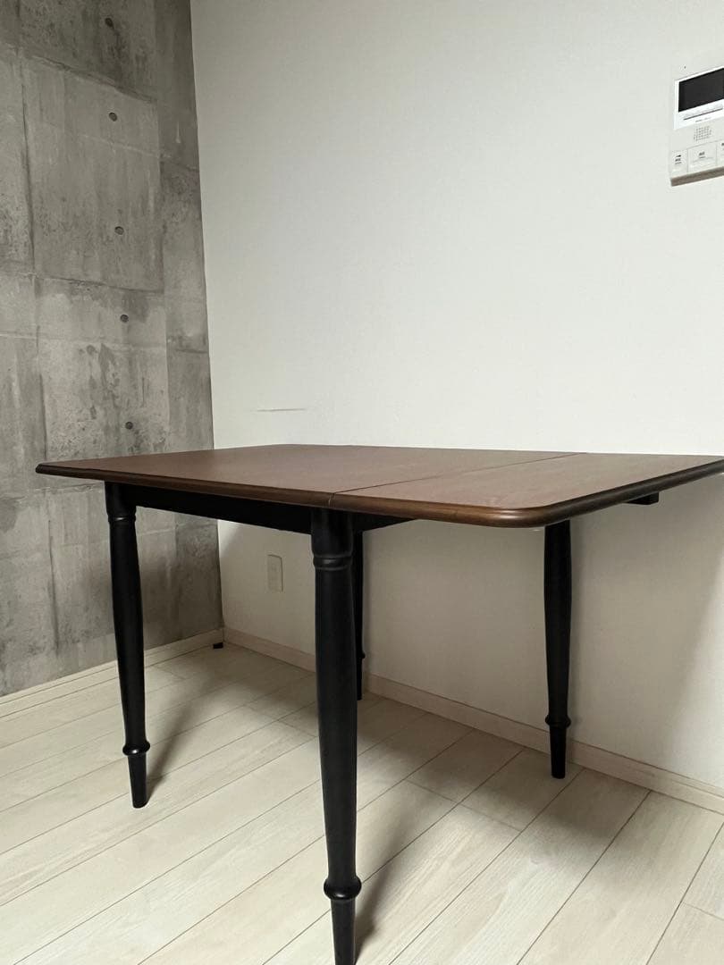 ブラウン木製折りたたみダイニングテーブル　　手渡し大幅値下げ