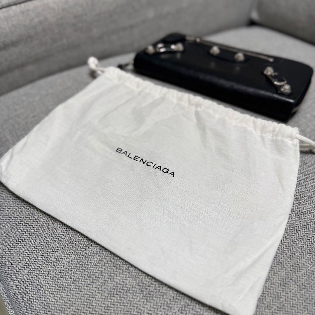 バレンシアガ クラシック コンチネンタル ジップアラウンド ウォレット