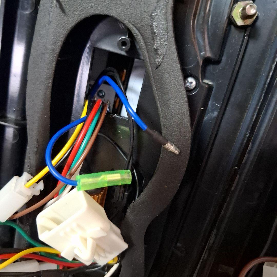 ハイエース スモークテールランプ シーケンシャルタイプ